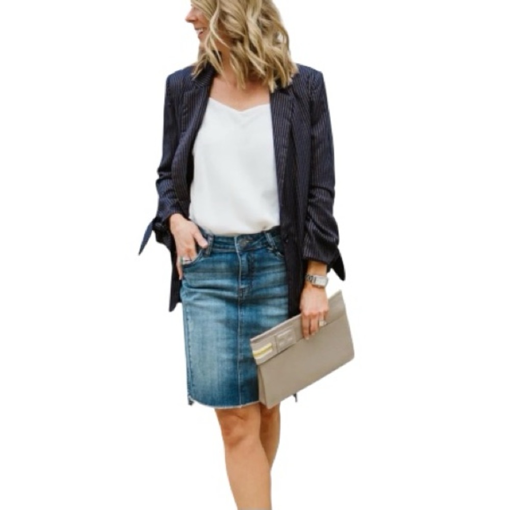Kut from the Kloth Denim Stretch Knee-Length Pencil Skirt